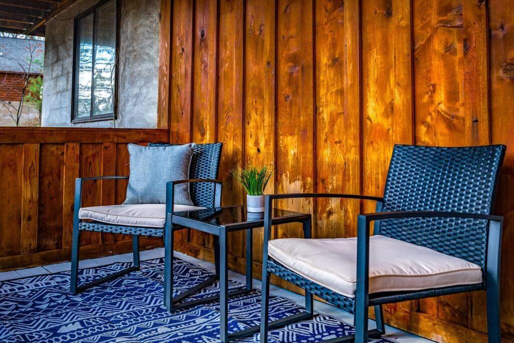 The Family Stone Luxe Cabin Sleeps 12 Hot Tub Dogfriendly Dollywood Pigeon Forge Εξωτερικό φωτογραφία