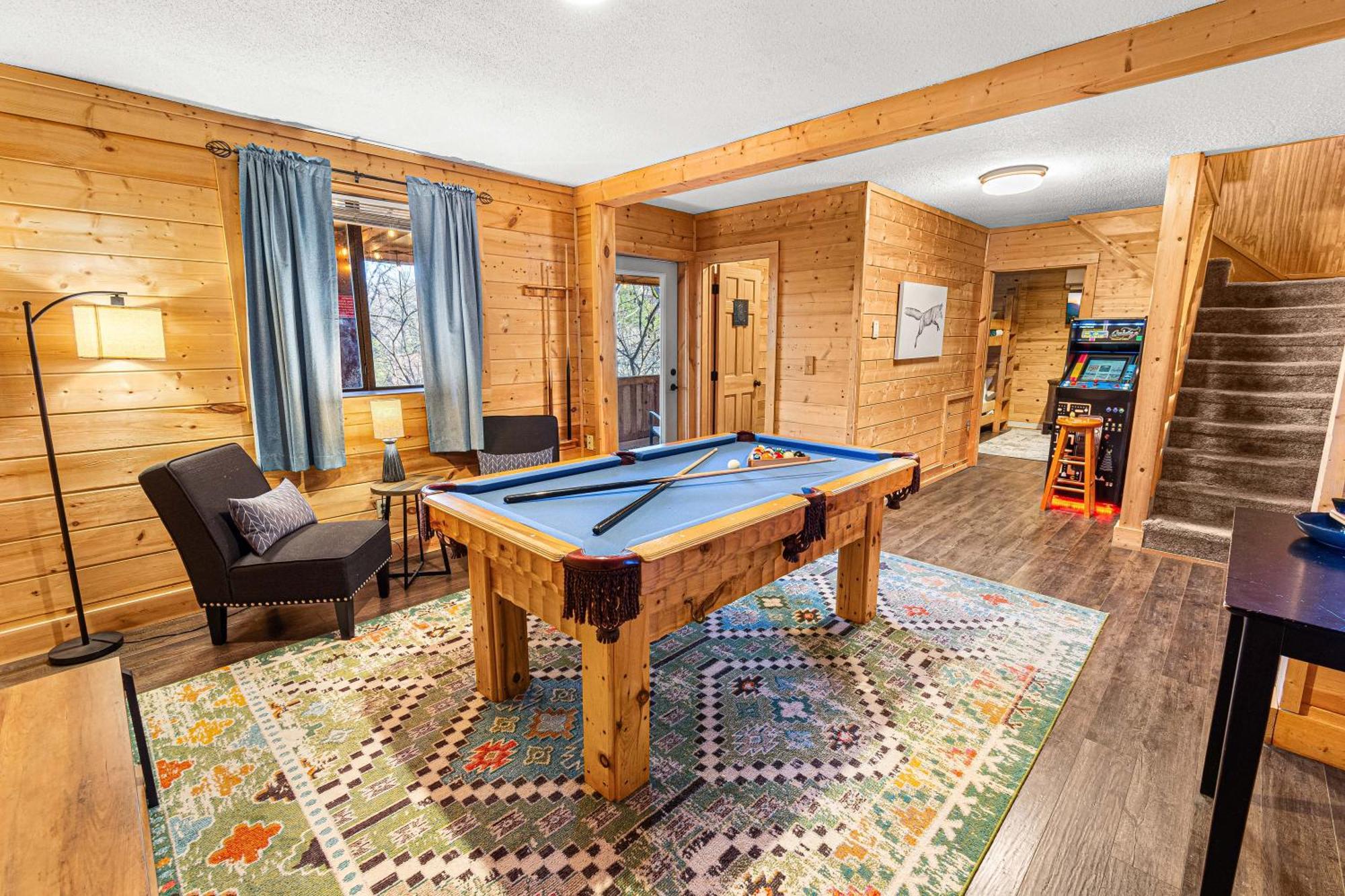 The Family Stone Luxe Cabin Sleeps 12 Hot Tub Dogfriendly Dollywood Pigeon Forge Εξωτερικό φωτογραφία
