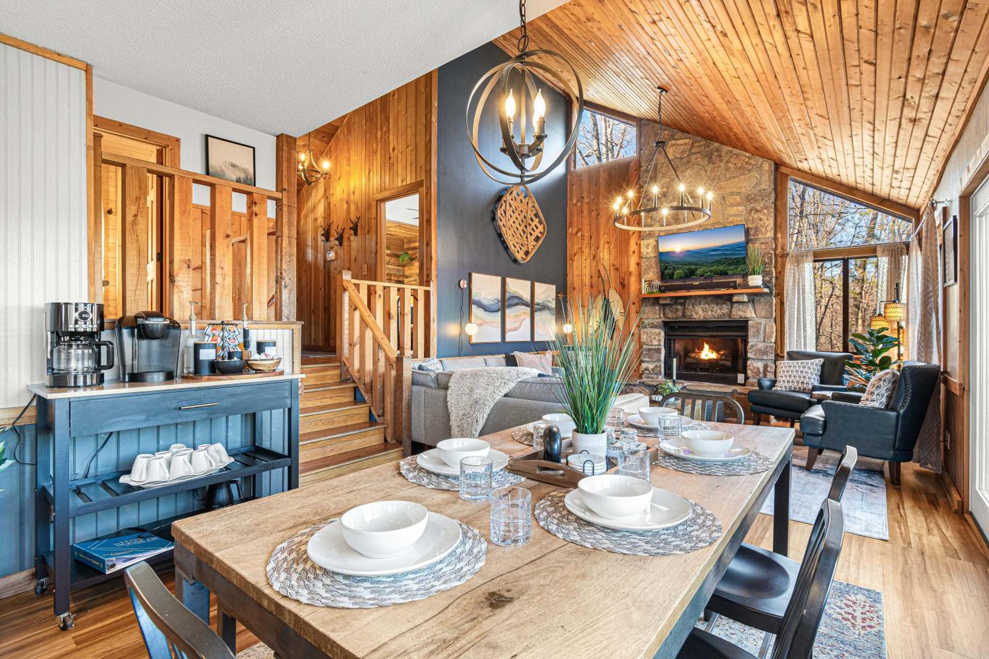 The Family Stone Luxe Cabin Sleeps 12 Hot Tub Dogfriendly Dollywood Pigeon Forge Εξωτερικό φωτογραφία