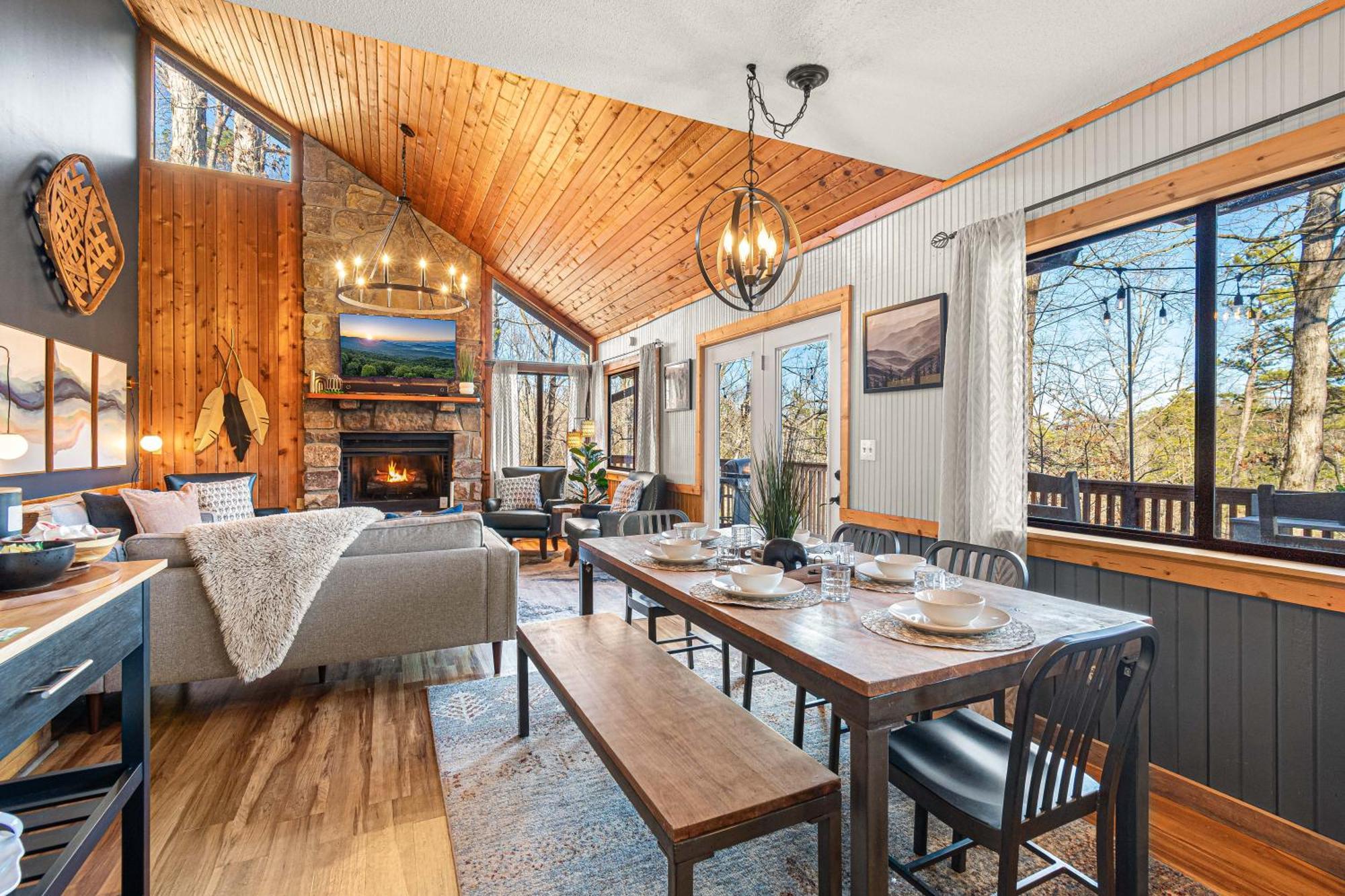 The Family Stone Luxe Cabin Sleeps 12 Hot Tub Dogfriendly Dollywood Pigeon Forge Εξωτερικό φωτογραφία